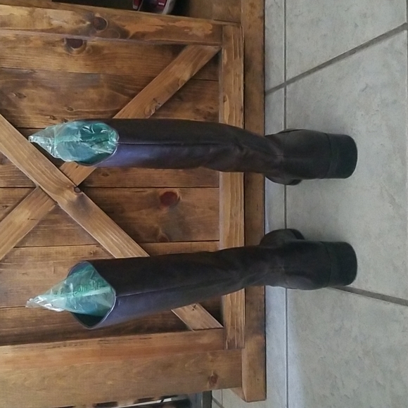 Leather Mid Calf Boots - Picture 5 of 9